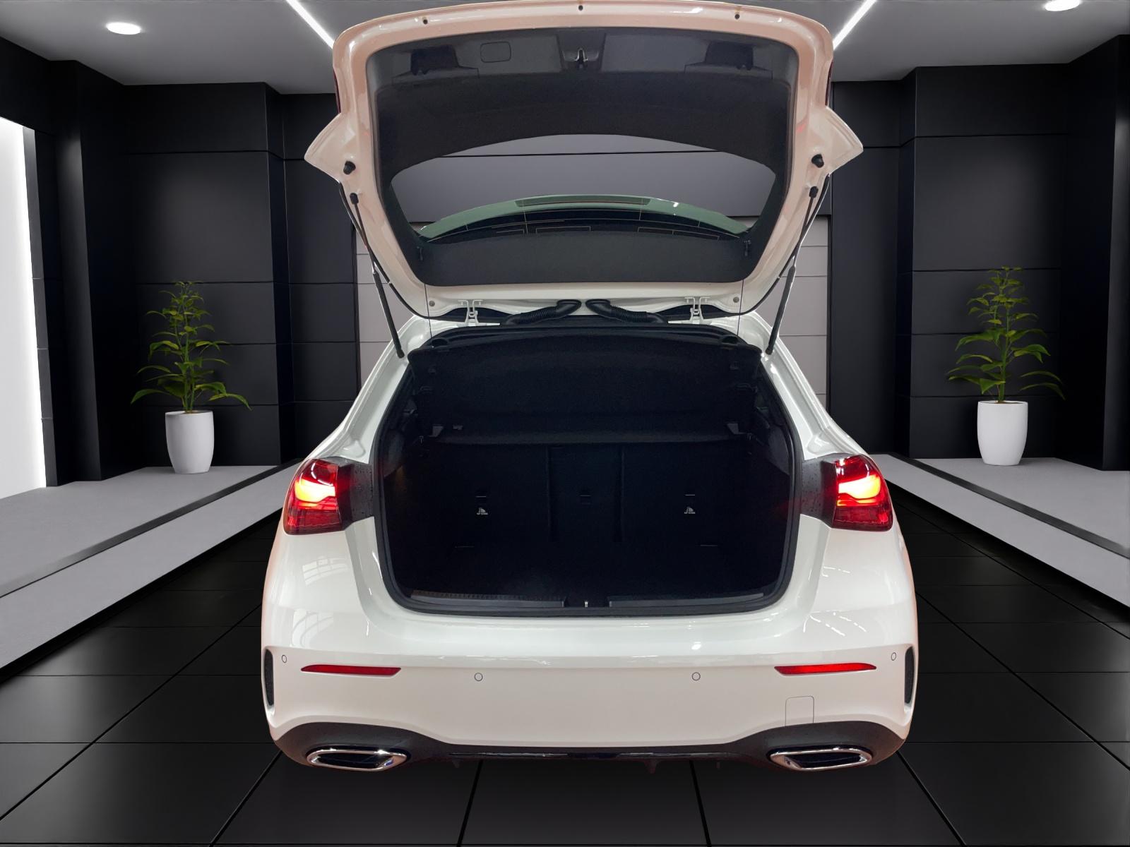 MERCEDES-BENZ A 180 Night Star AMG Line-image-8