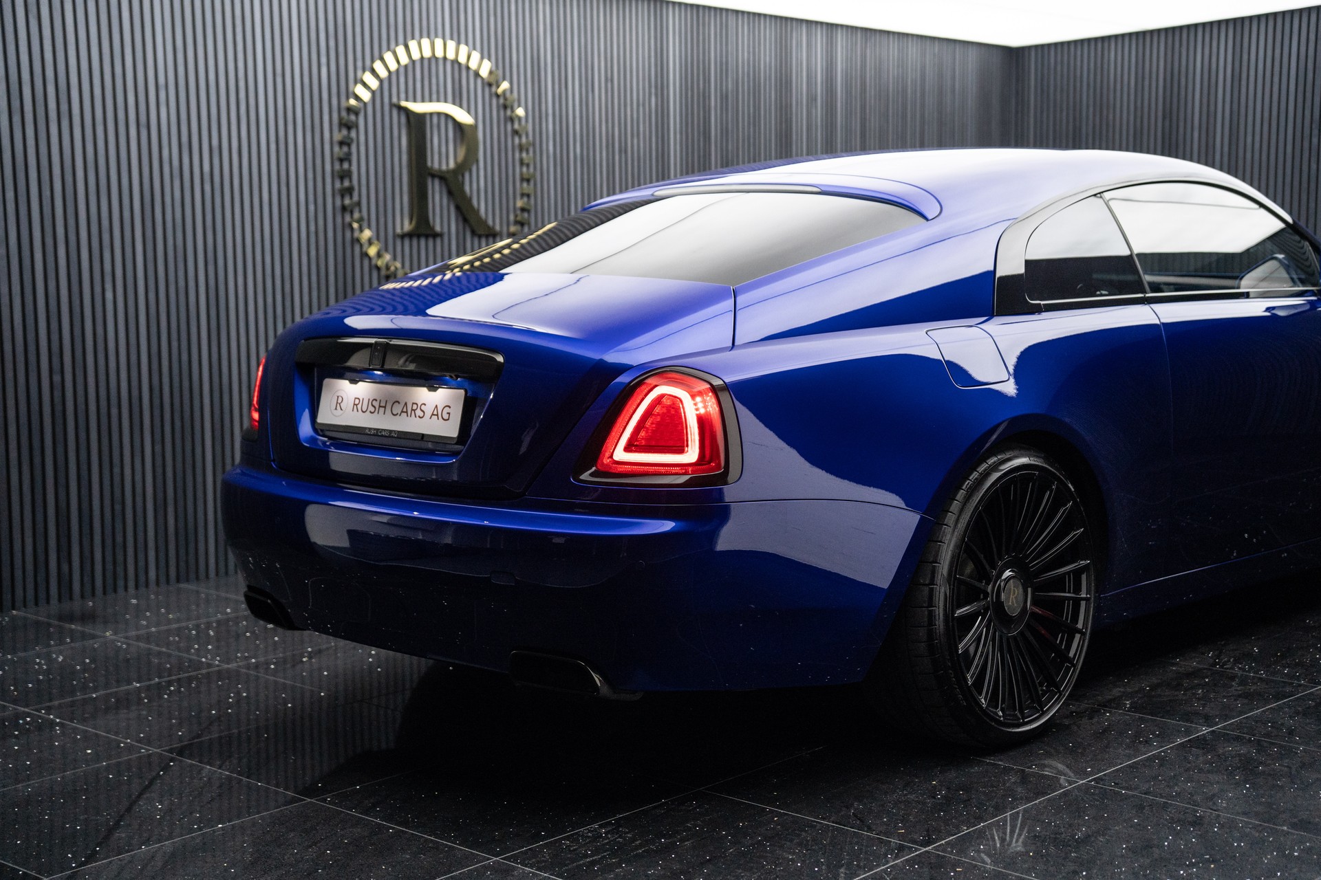 ROLLS-ROYCE Wraith 6.6 V12 Black Badge-image-18
