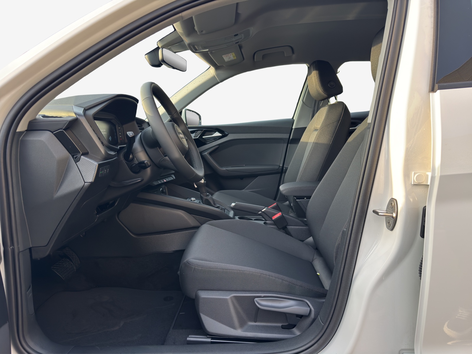 AUDI A1 Sportback 30 TFSI Attraction S-tronic-image-7