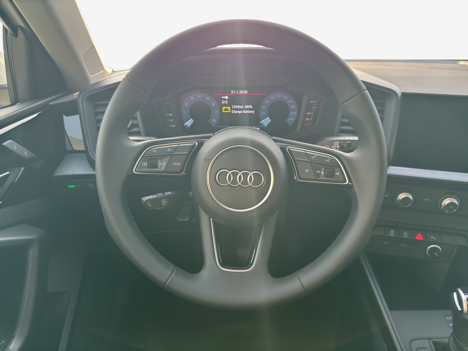 AUDI A1 Sportback 30 TFSI Attraction S-tronic-image-9