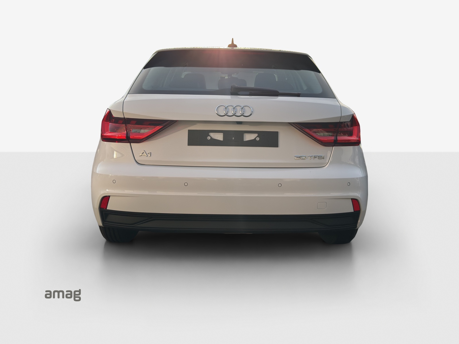 AUDI A1 Sportback 30 TFSI Attraction S-tronic-image-3