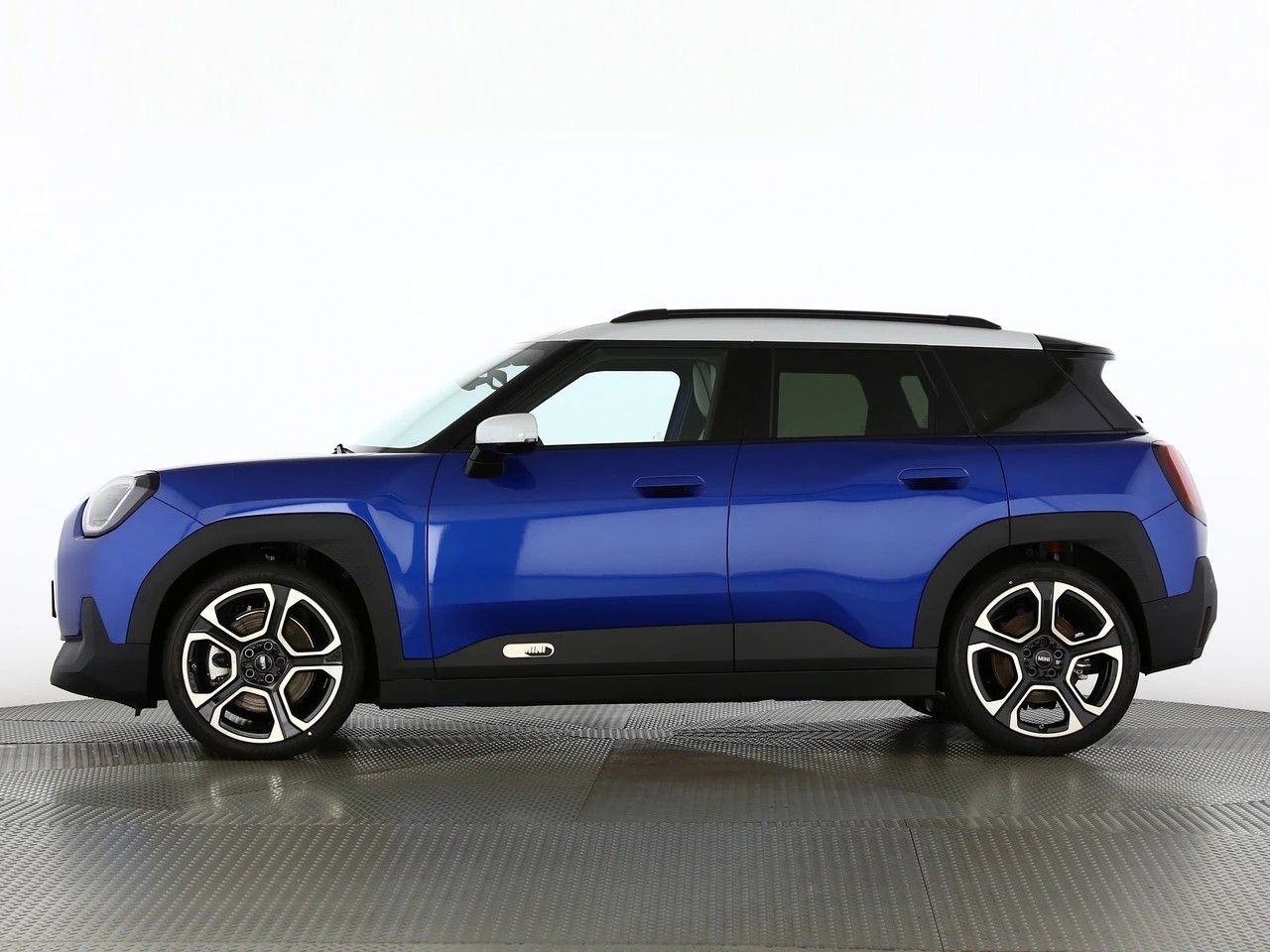 MINI Aceman SE-image-3