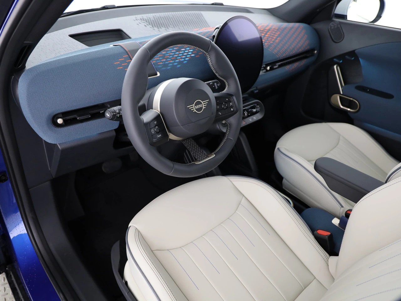 MINI Aceman SE-image-10