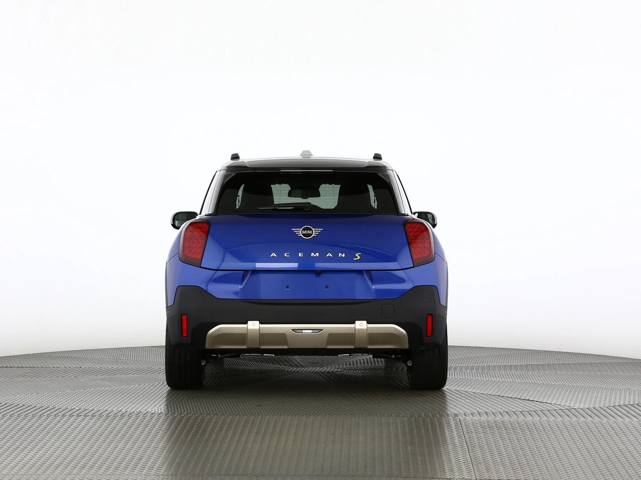 MINI Aceman SE-image-1