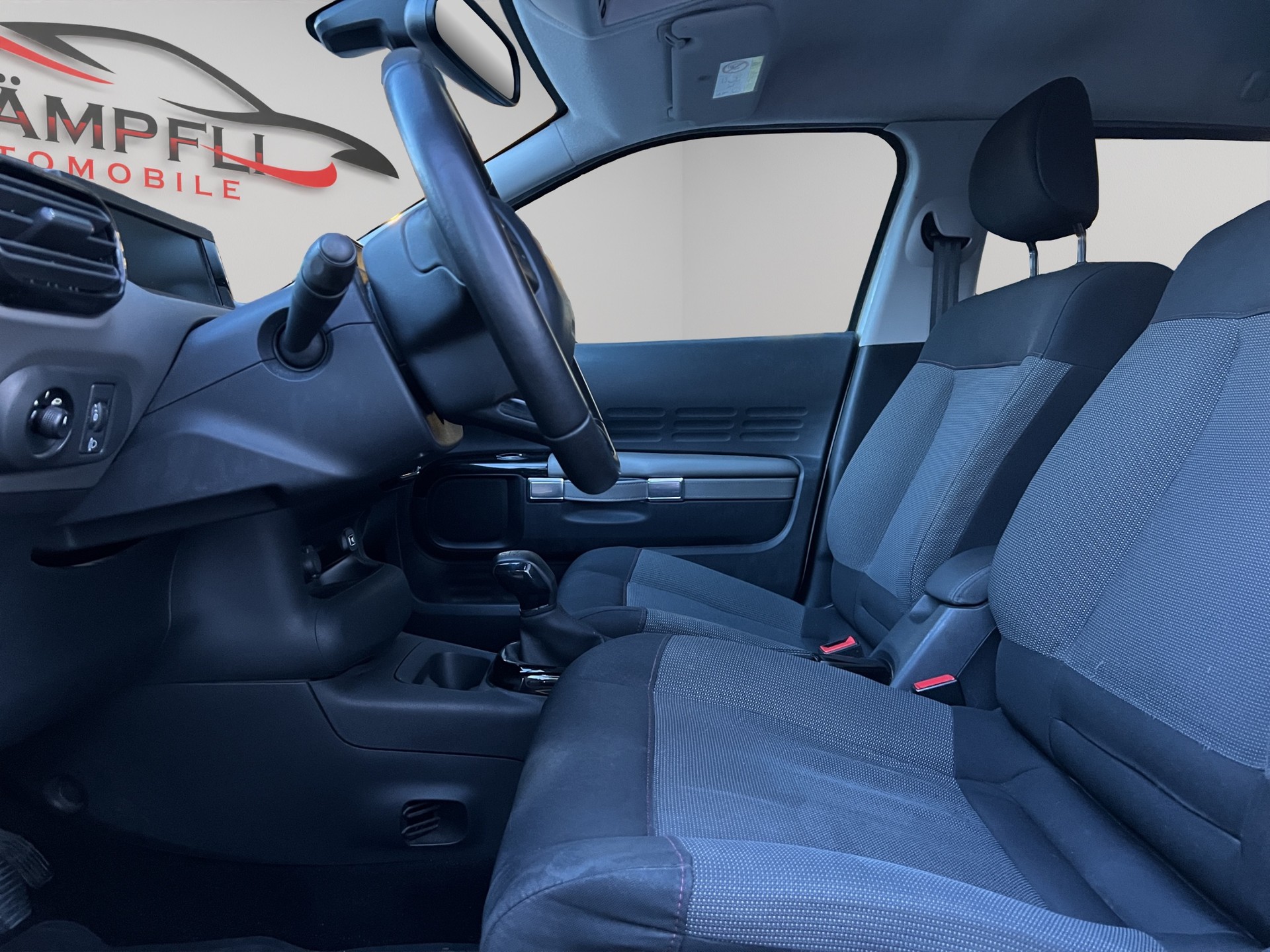 CITROEN C4 Cactus 1.2 Pure Tech Feel-image-4