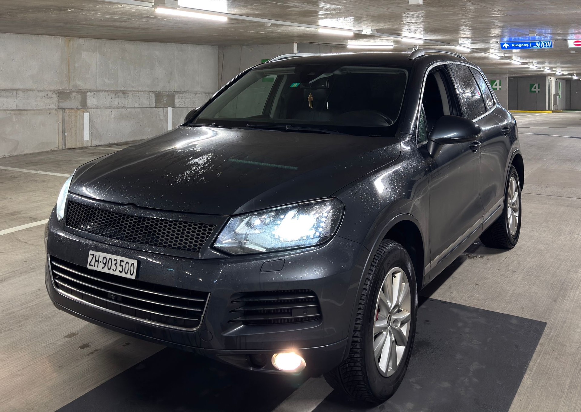 VW Touareg 3.0 TDI BlueMotion Tiptronic (Klimatronik * Led Xenon * Multilenkrad * Navigation * Leder * AHK 3500 KG * MFK 05.2024)