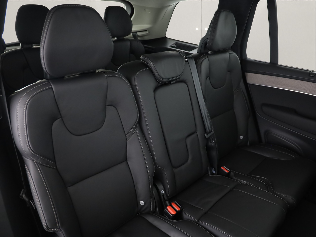VOLVO XC90 2.0 T8 TE Ultra Dark eAWD-image-5