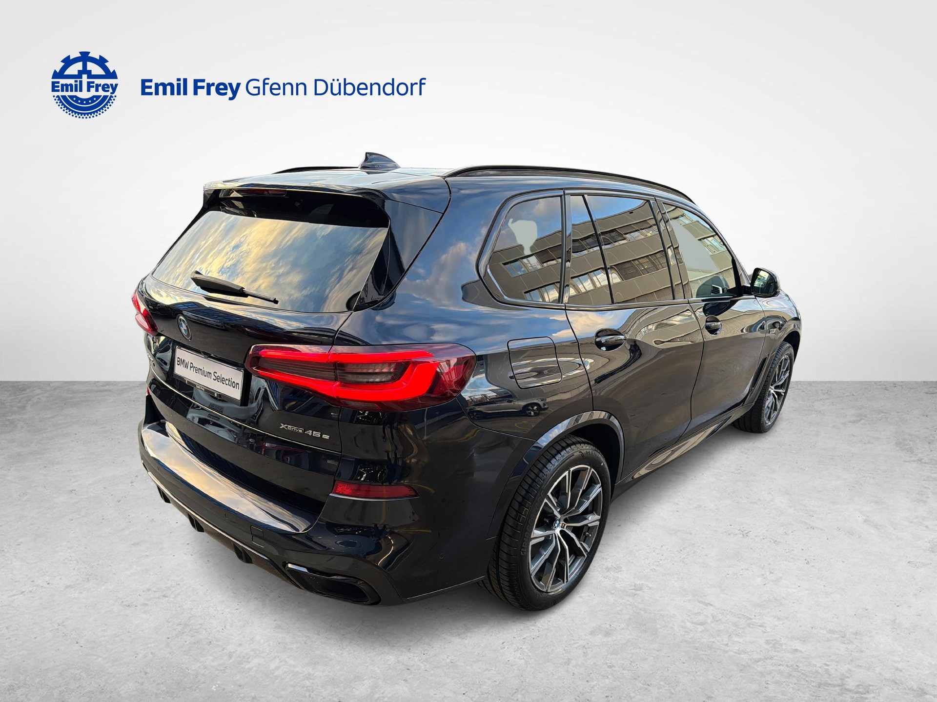 BMW X5 45e xDrive45e-image-2