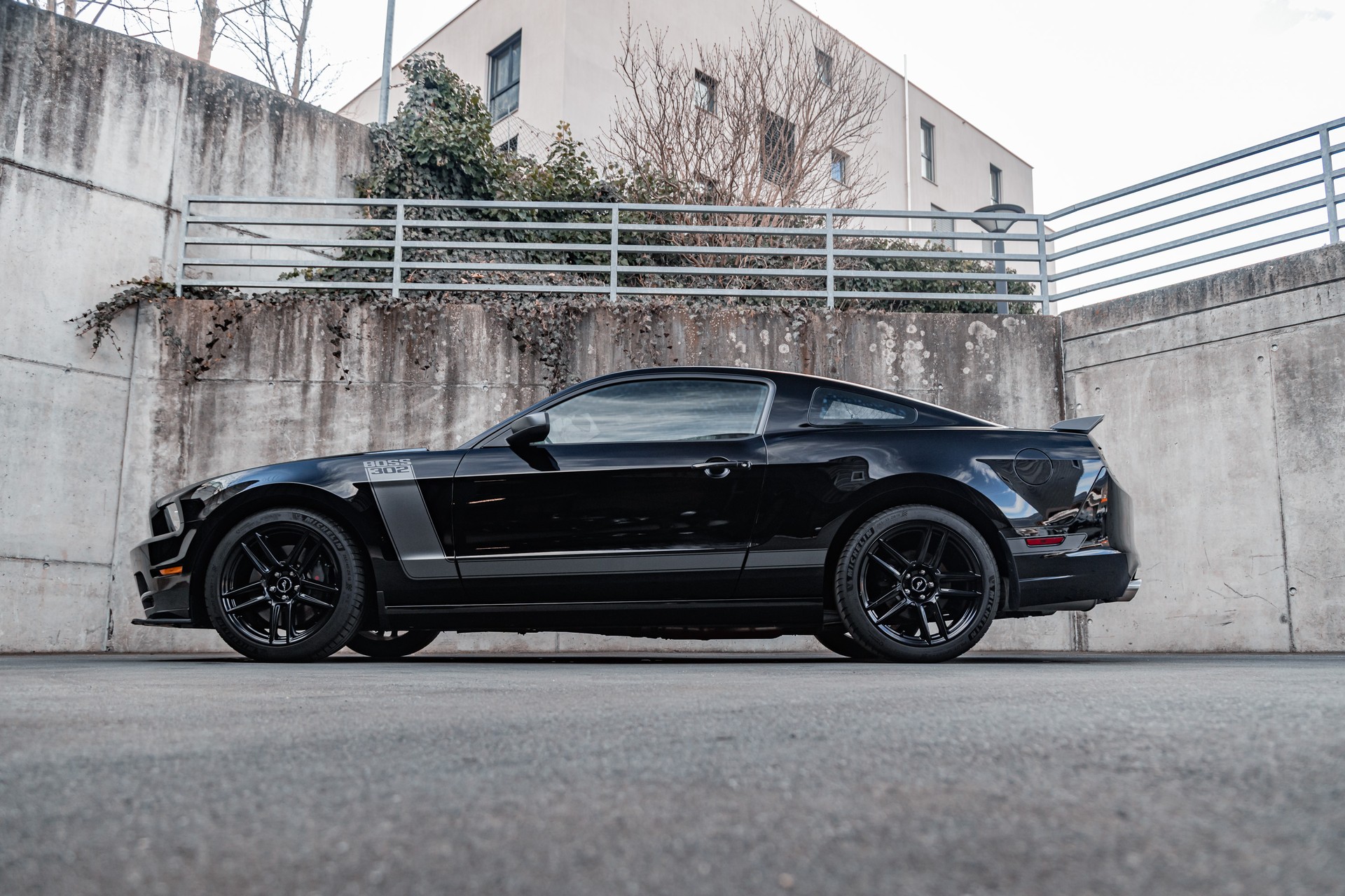 FORD Mustang Boss 302 LagunaSeca-image-11