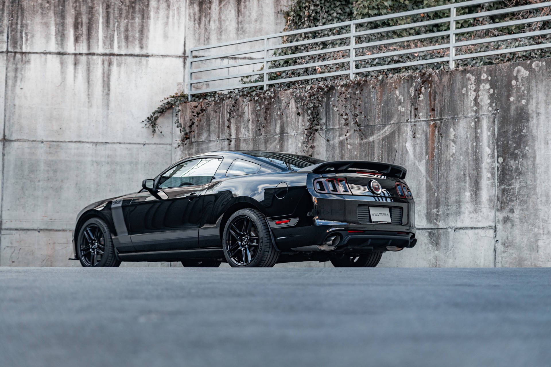 FORD Mustang Boss 302 LagunaSeca-image-12