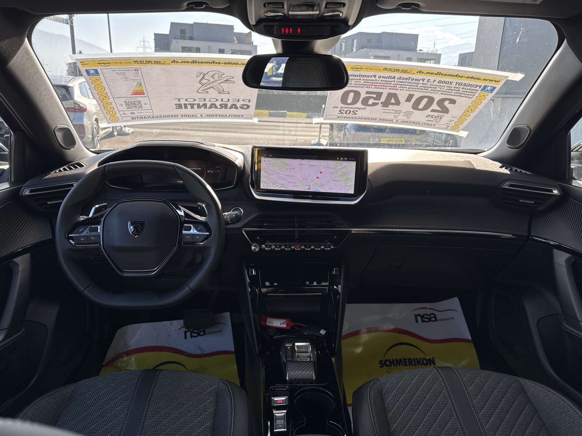 PEUGEOT 2008 1.2 PureTech Allure Premium Automat-image-5