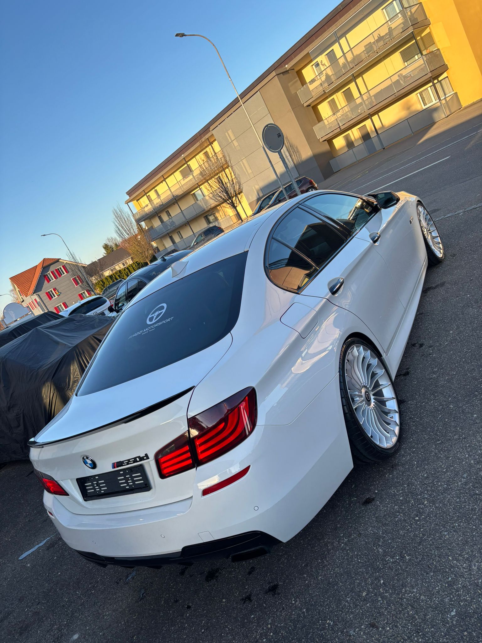 BMW M550d xDrive Steptronic-image-6