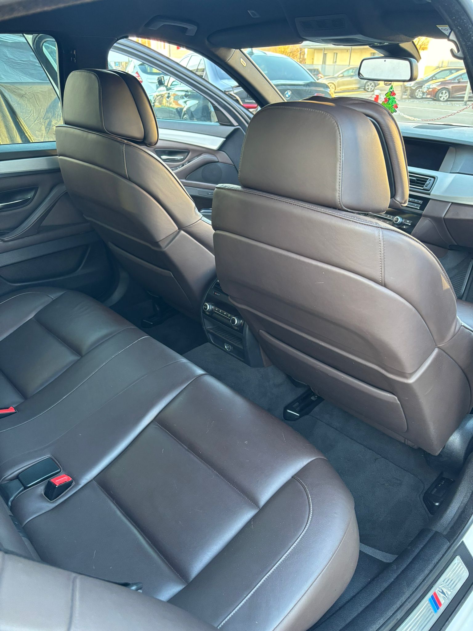 BMW M550d xDrive Steptronic-image-15