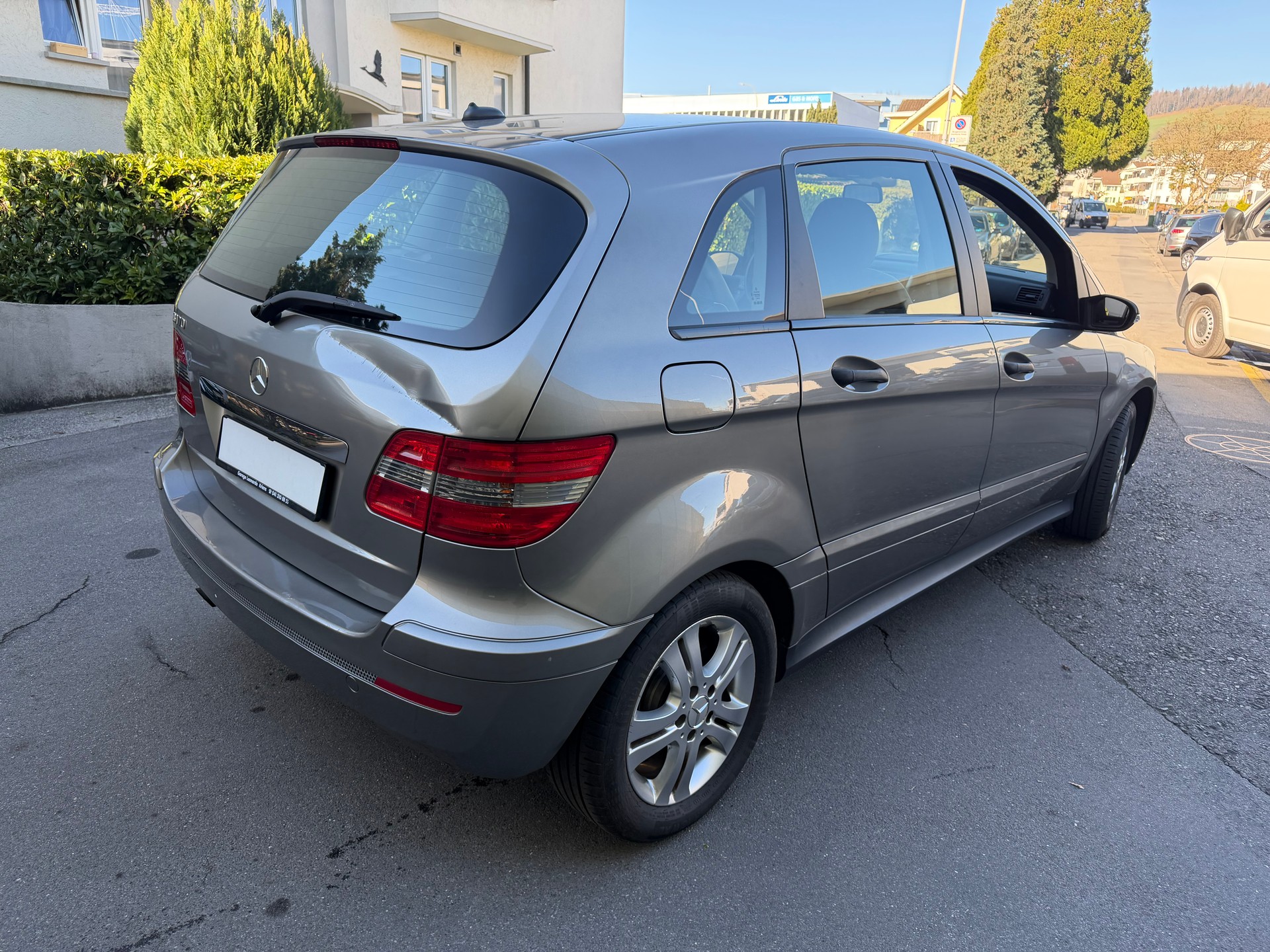 MERCEDES-BENZ B 170-image-3