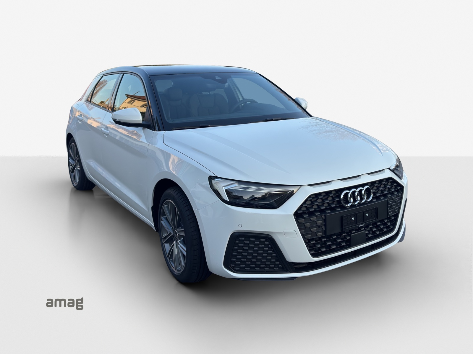 AUDI A1 Sportback 30 TFSI Attraction S-tronic-image-5