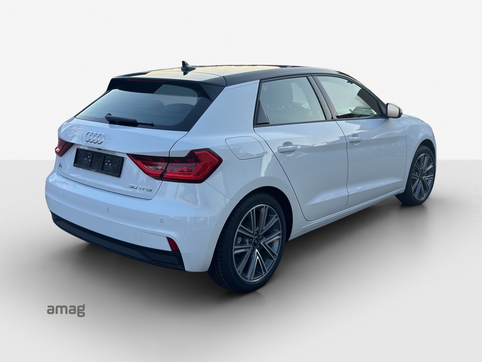 AUDI A1 Sportback 30 TFSI Attraction S-tronic-image-4