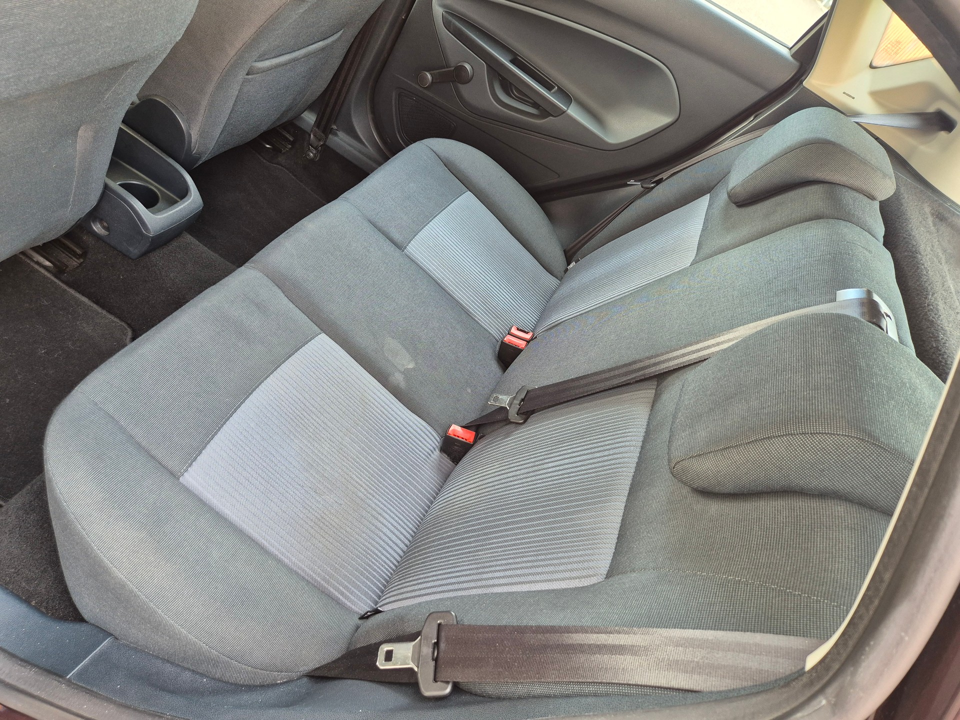 FORD Fiesta 1.25 16V Ambiente-image-9