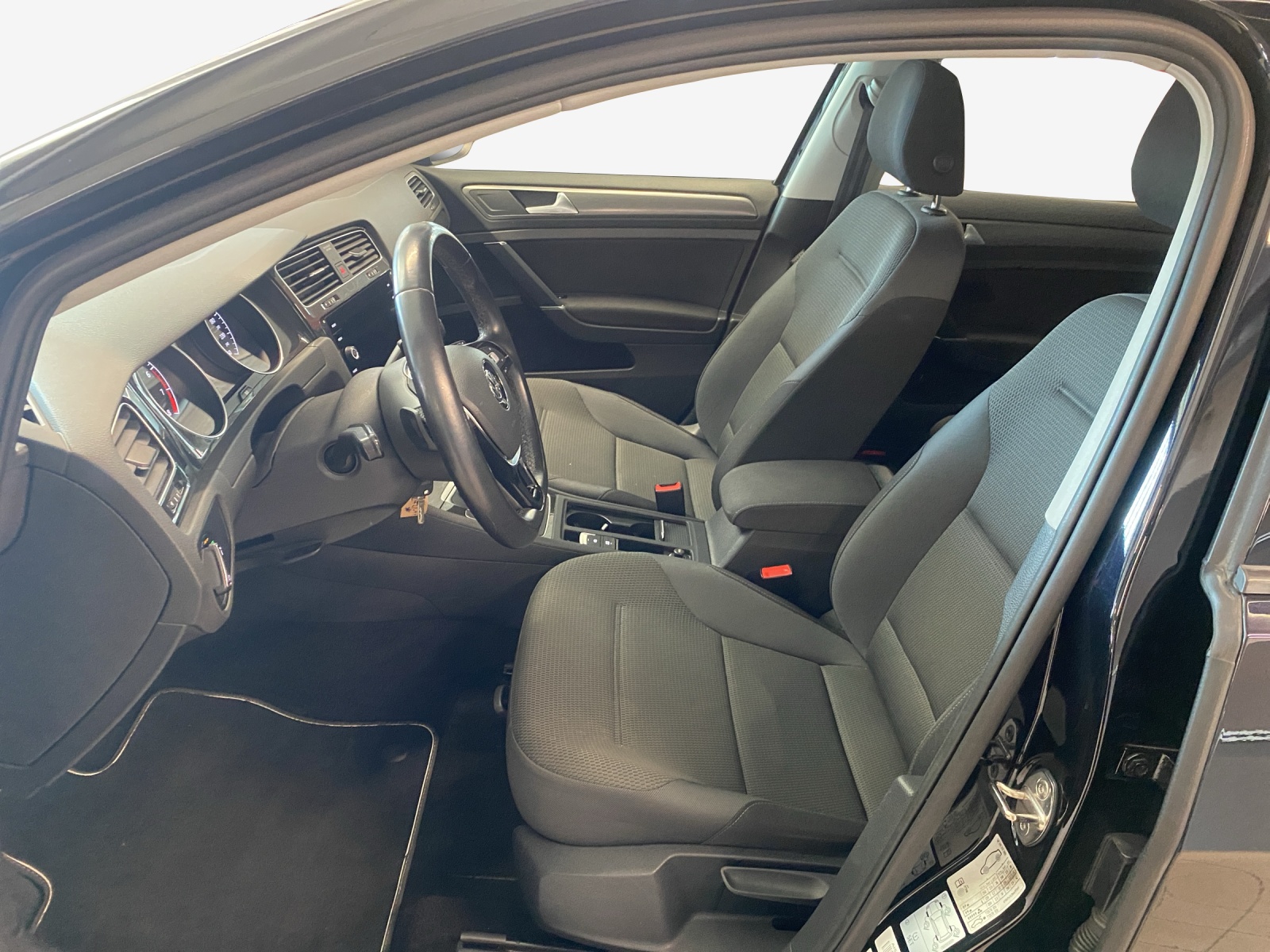 VW Golf 1.5 TSI EVO Comfortline DSG-image-7