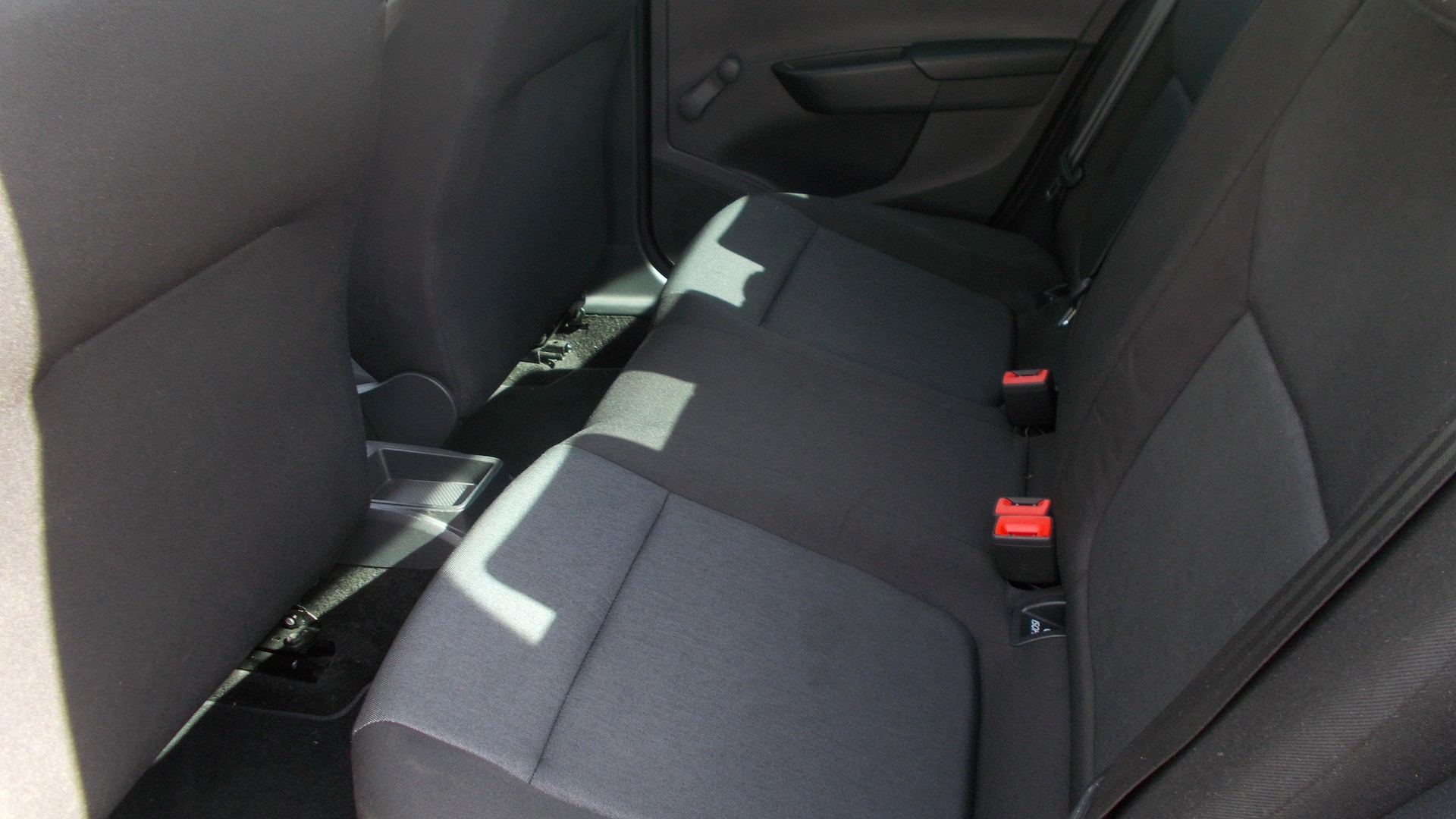 SKODA Fabia 1.2 TSI Active-image-5