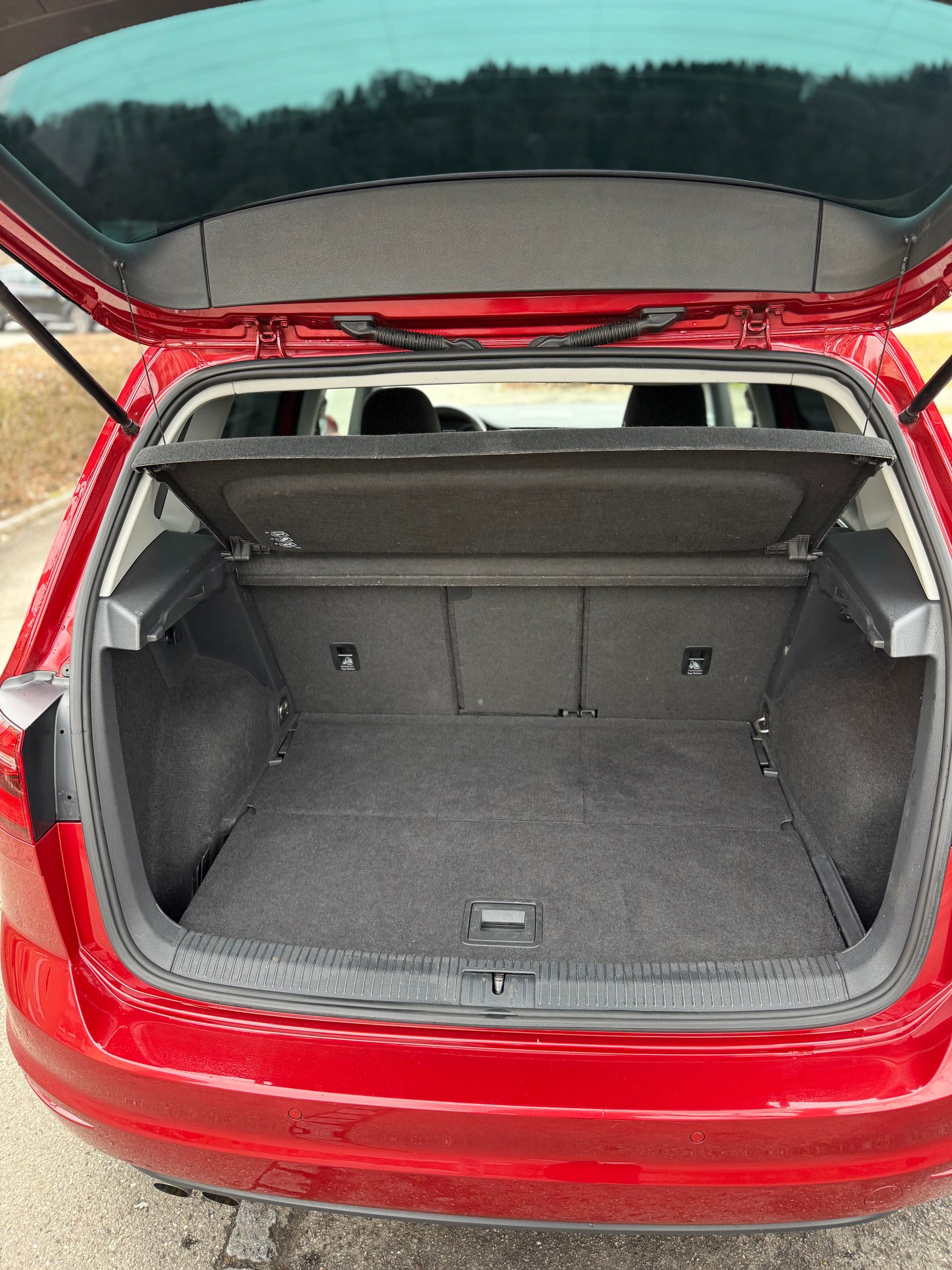 VW Golf Sportsvan 2.0 TDI Comfortline DSG-image-17