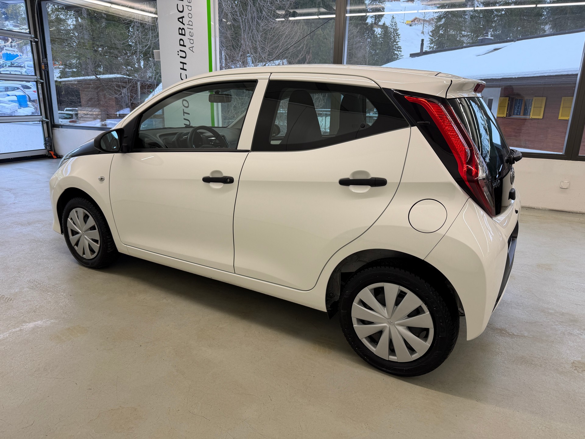 TOYOTA Aygo 1.0 VVT-i x-image-6