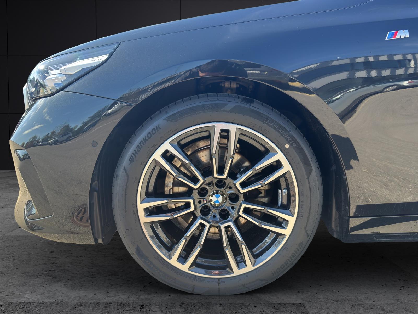 BMW 520d xDrive Touring M Sport-image-4