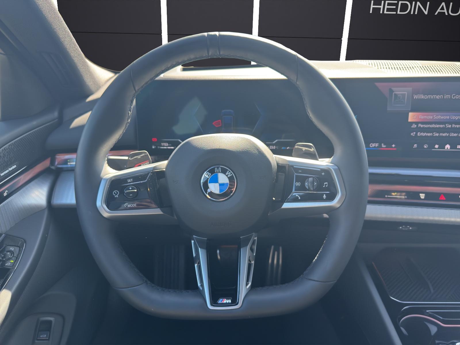 BMW 520d xDrive Touring M Sport-image-14
