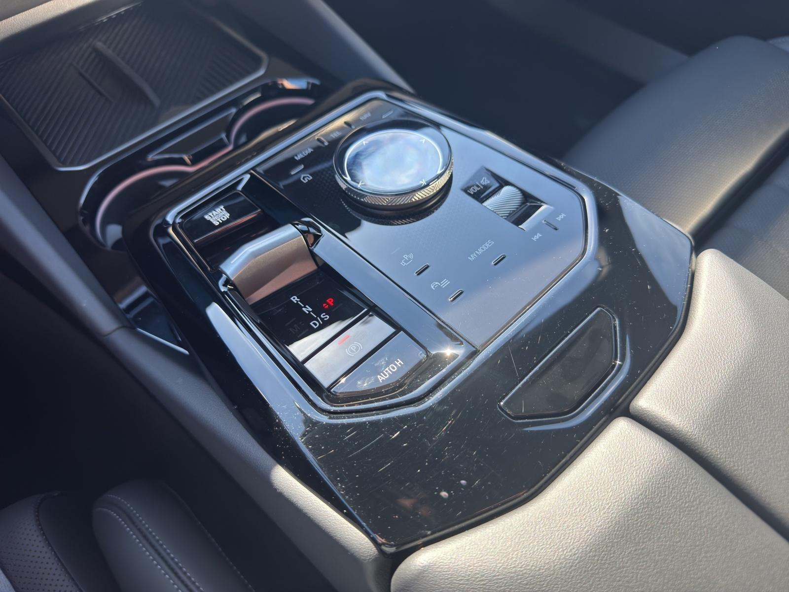BMW 520d xDrive Touring M Sport-image-16