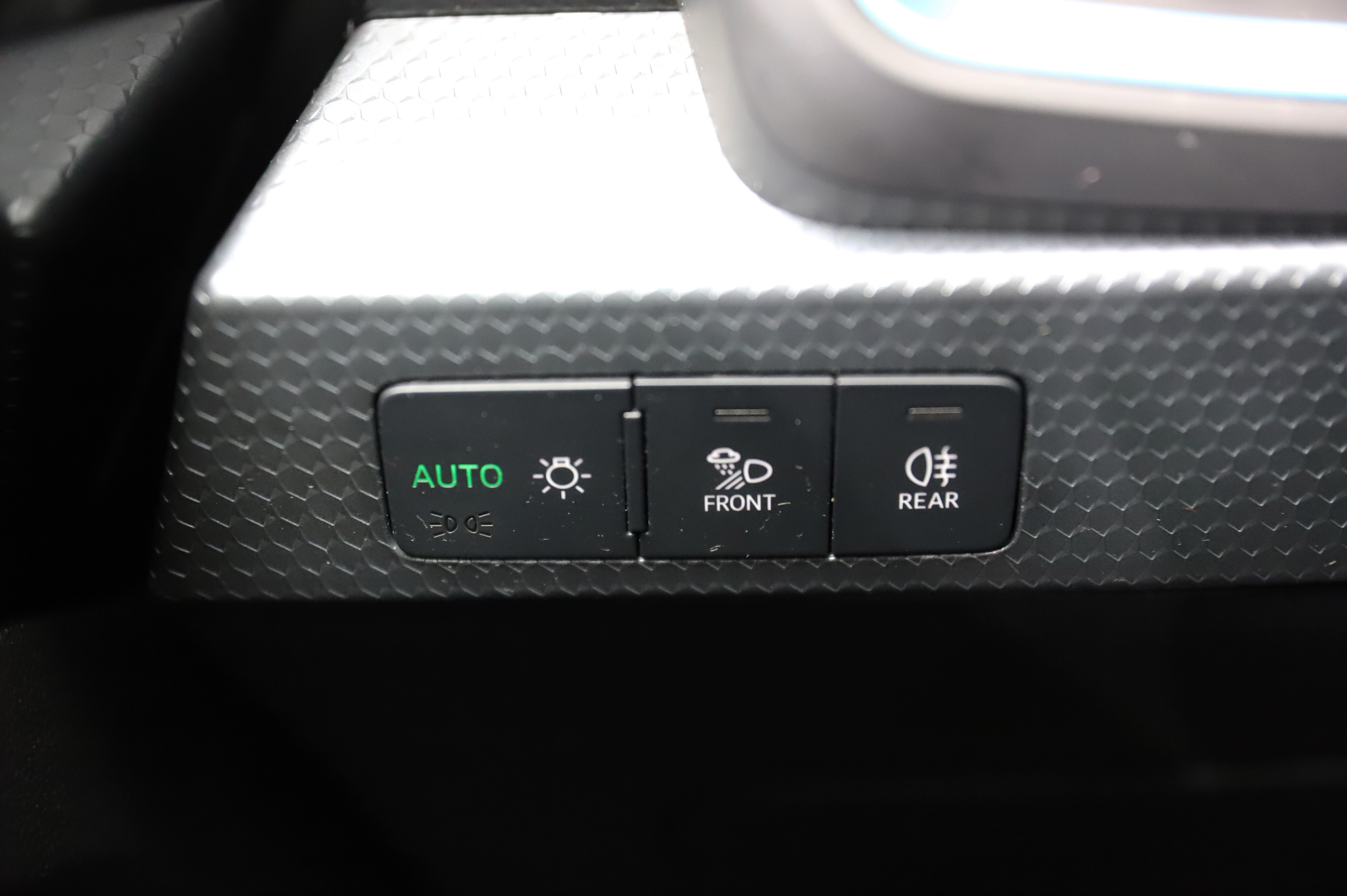 Image AUDI A1 A1 Sportback 35 TFSI advanced S-tronic (roues été + hiver, service et expertise, garantie 12 mois)