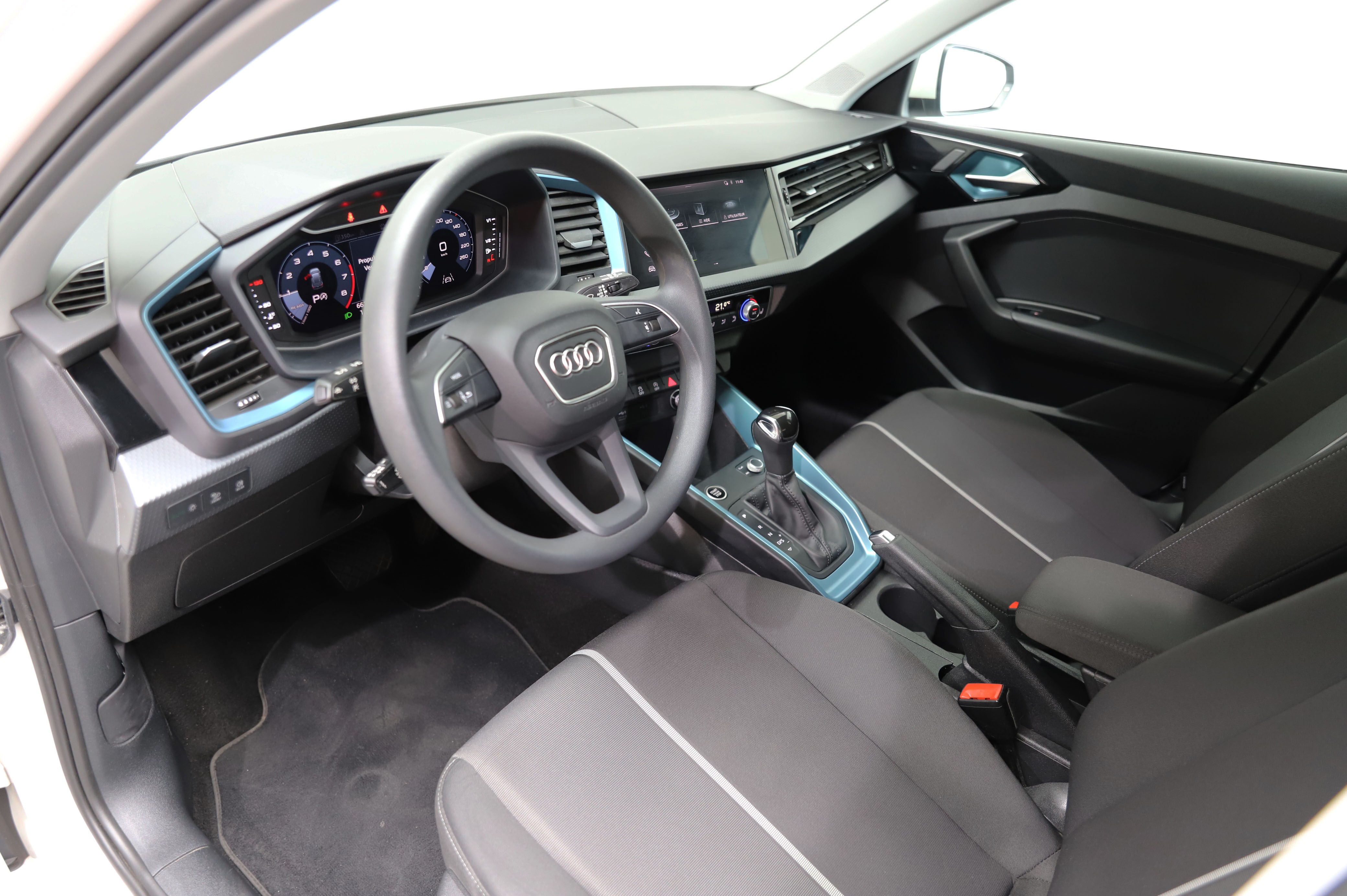 Image AUDI A1 A1 Sportback 35 TFSI advanced S-tronic (roues été + hiver, service et expertise, garantie 12 mois)