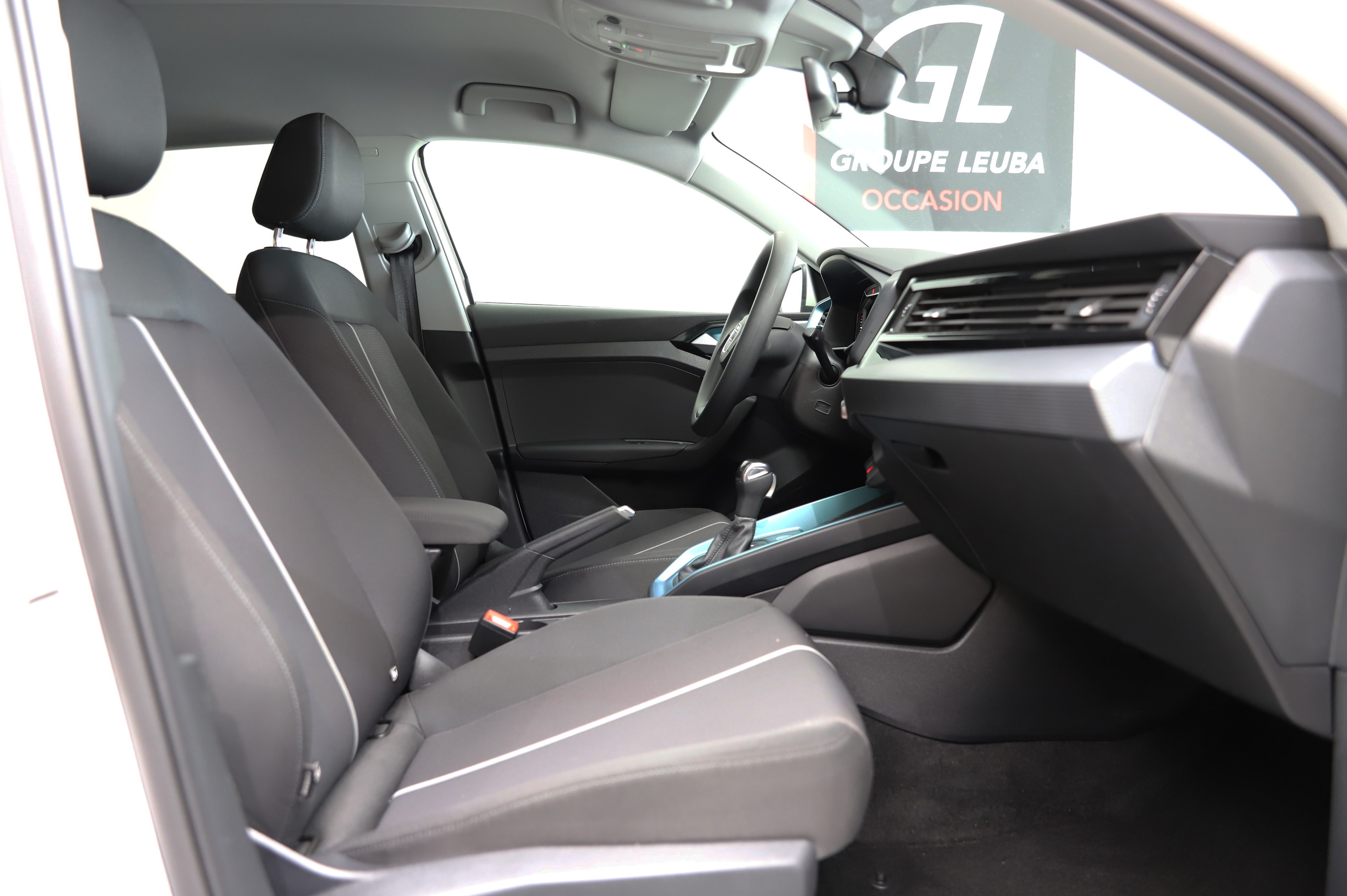 Image AUDI A1 A1 Sportback 35 TFSI advanced S-tronic (roues été + hiver, service et expertise, garantie 12 mois)