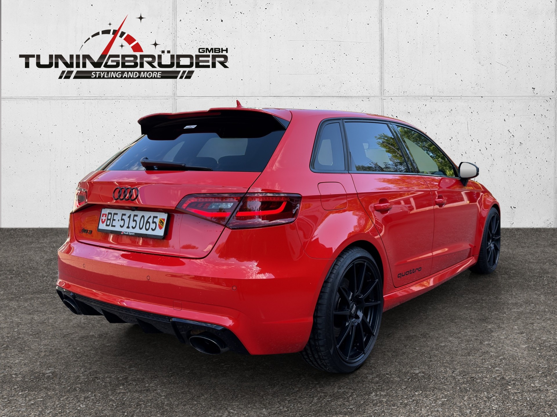 AUDI RS3 2.5 TSI quattro S-tronic-image-5
