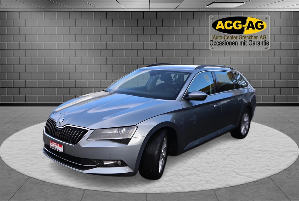 SKODA Superb Combi 2.0 TDi Ambition DSG ** Gr-Navi ** RF-Kamera ** Abstandsregelsysteme ** Frisch Ab MFK & Service **-image-2