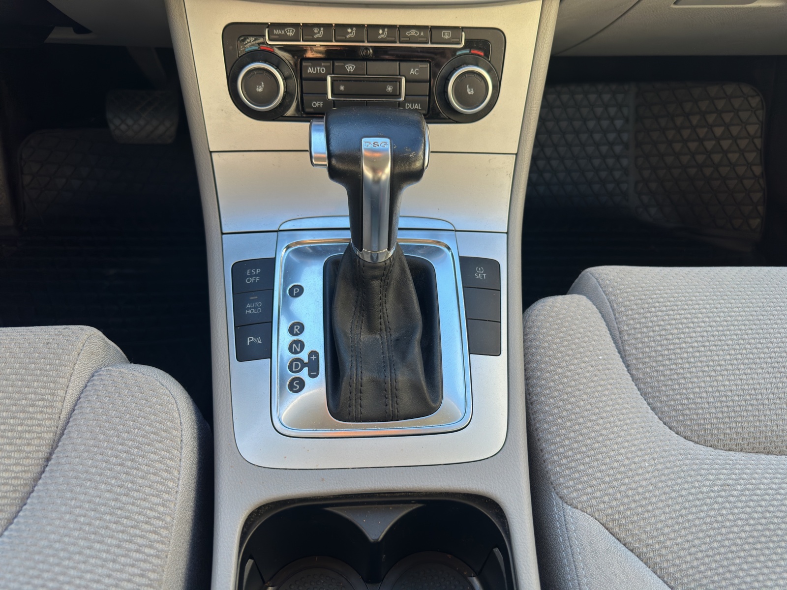 VW Passat Variant 1.8 TSI Comfortline-image-10