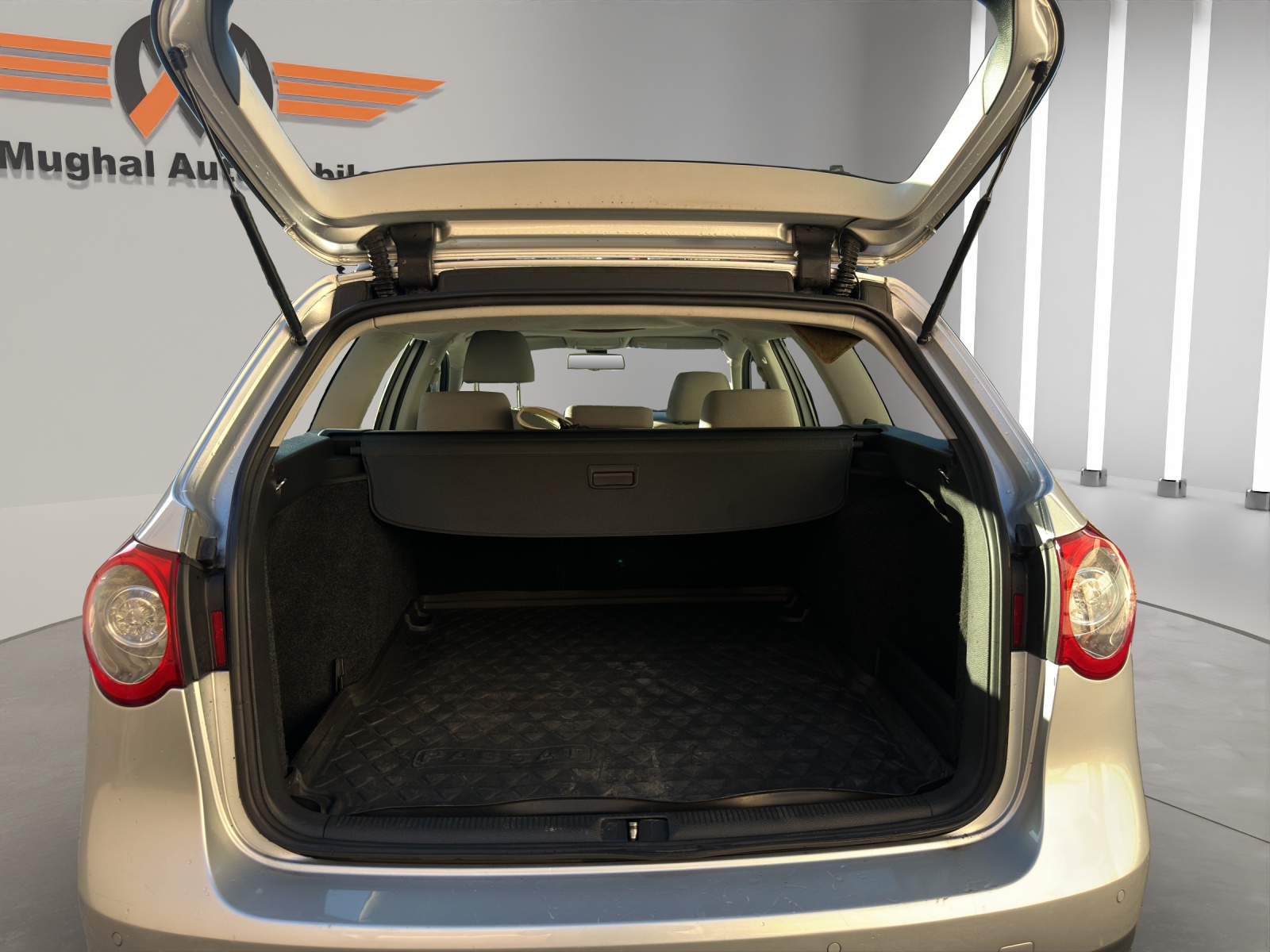 VW Passat Variant 1.8 TSI Comfortline-image-15