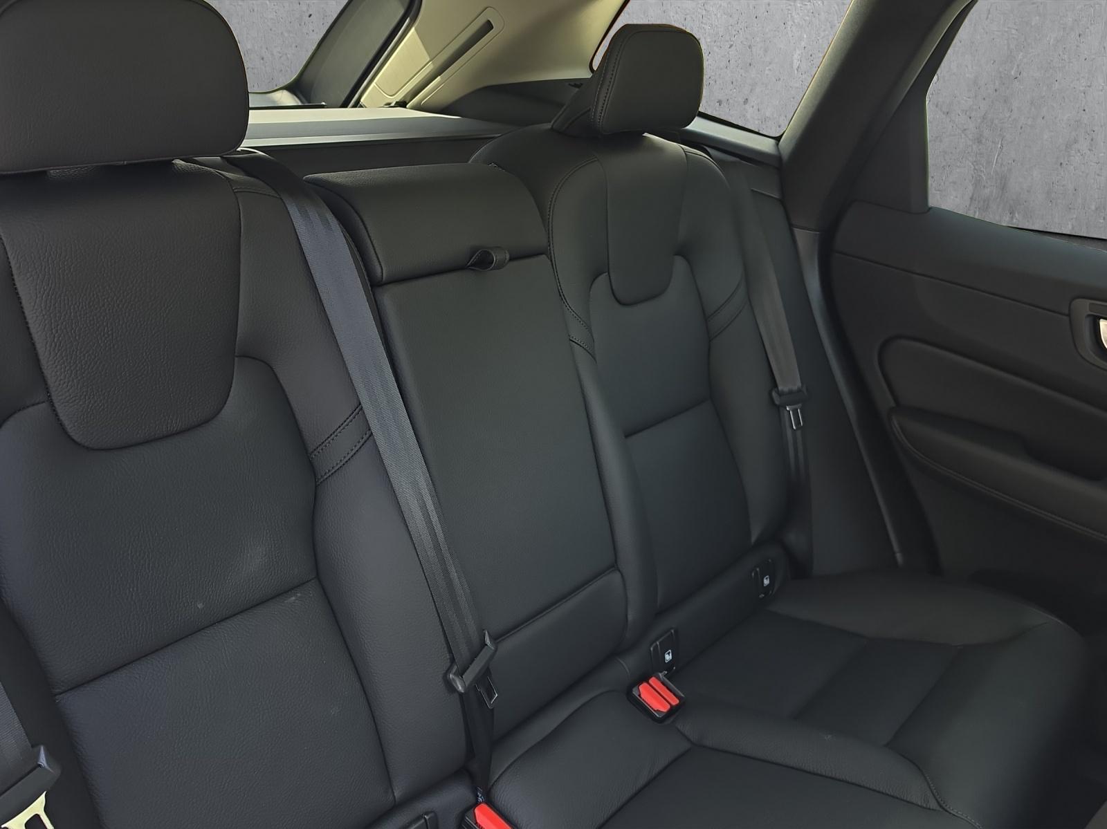 Image VOLVO XC60 XC60 XCENTRIC T6 Ultra Dark