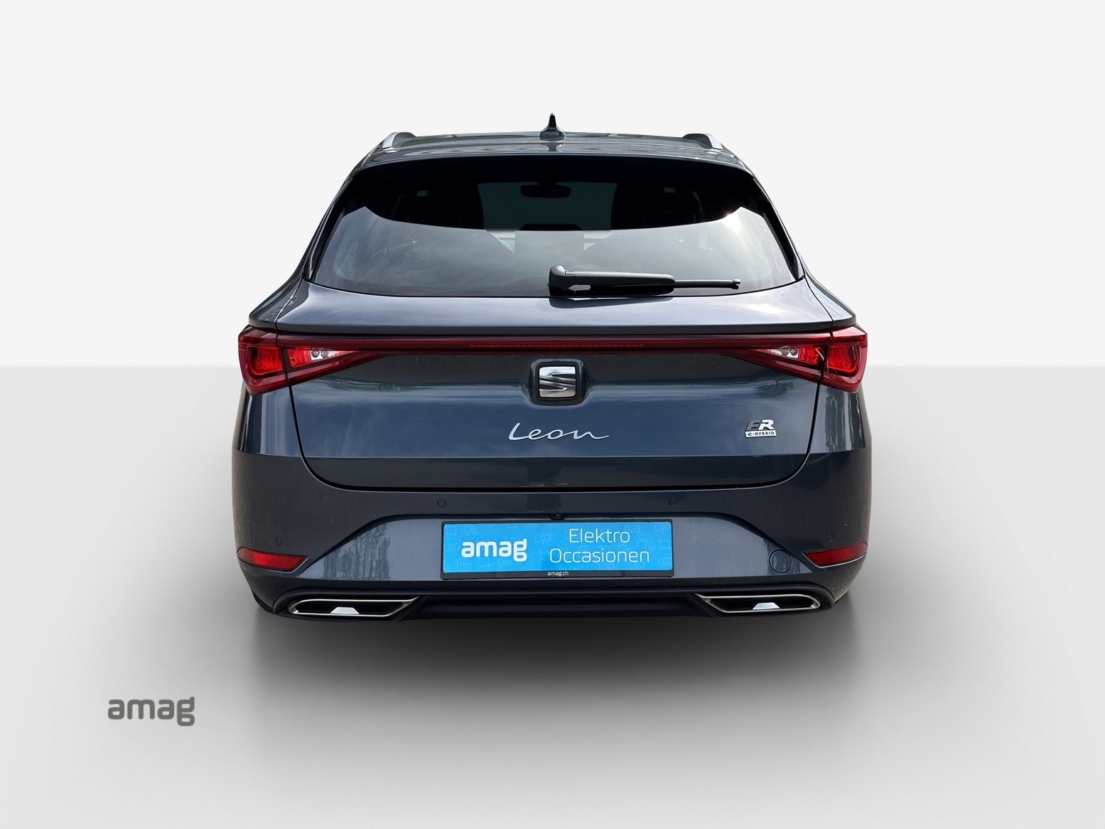 SEAT Leon ST 1.5 eHybrid pHEV DSG FR-image-4