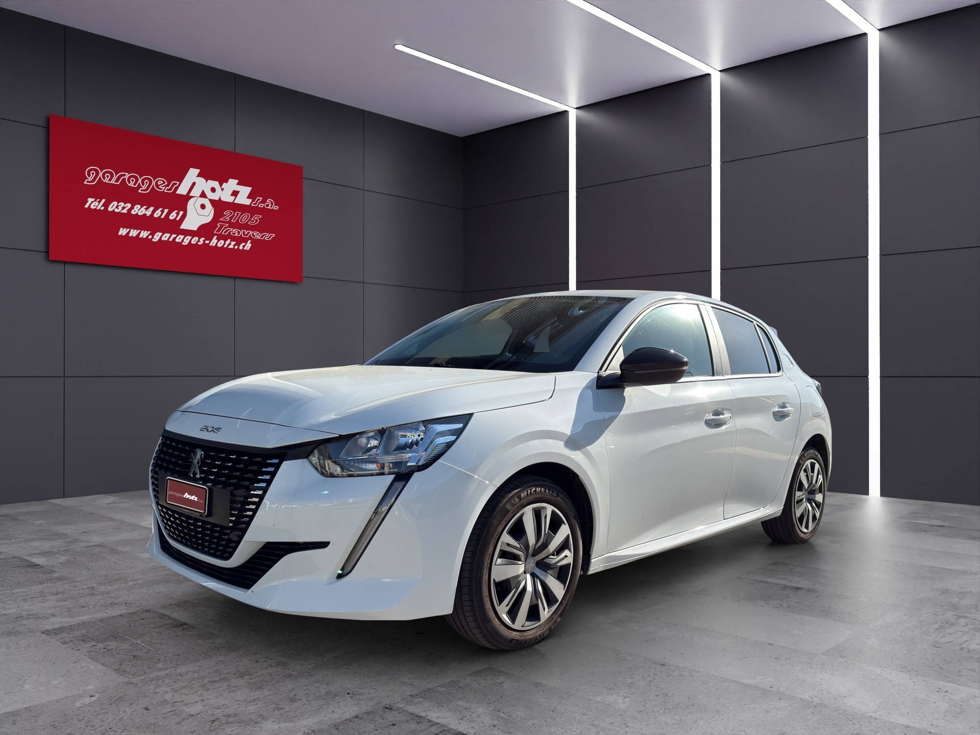 PEUGEOT 208 1.2 Active Pack EAT8-image-1