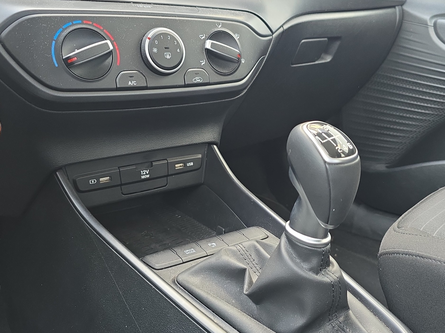 HYUNDAI i20 1.0 T-GDi Origo-image-13