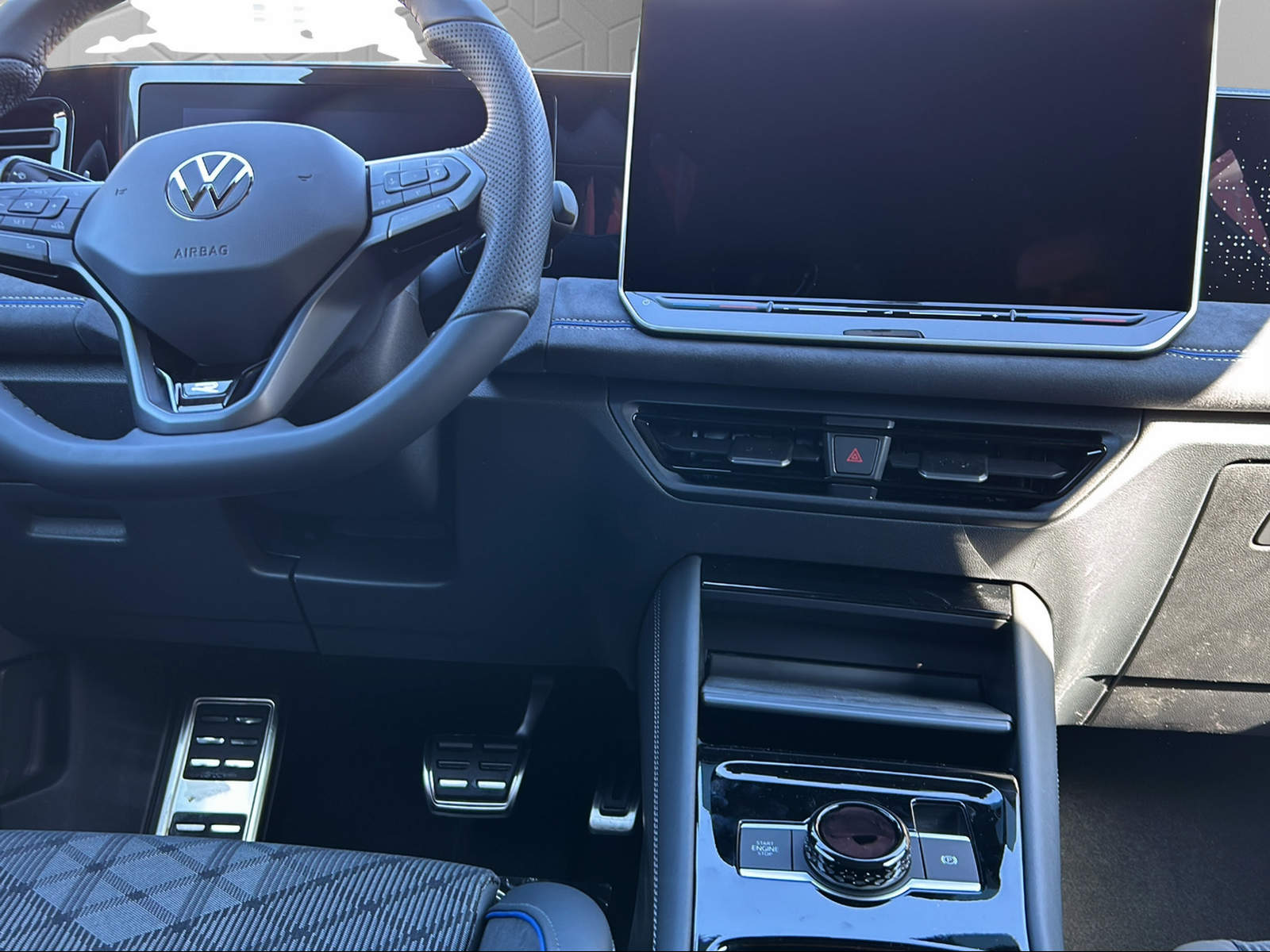 VW Tiguan 2.0 TSI DSG R-Line 4Motion-image-11