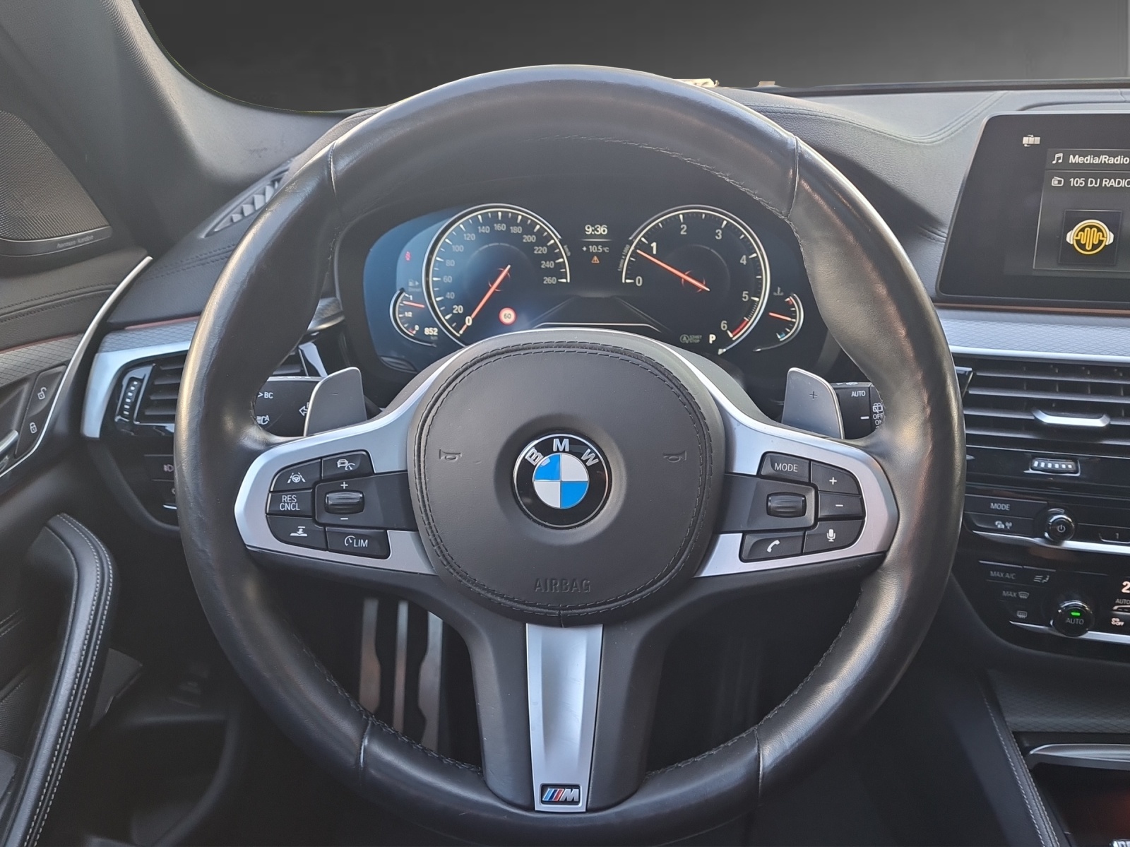 BMW 540d xDrive Touring Steptronic-image-7
