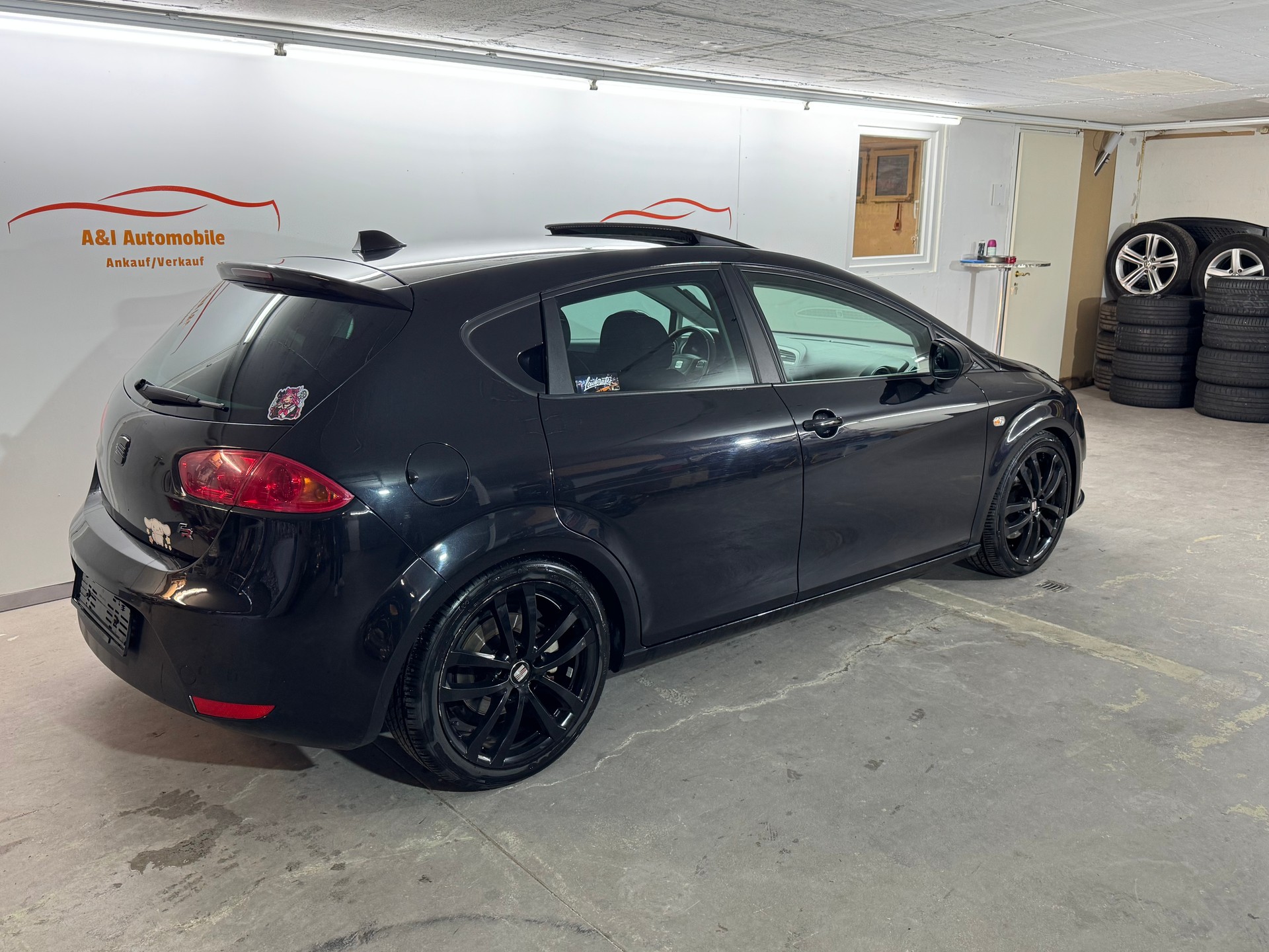 SEAT Leon 2.0 TSI FR DSG-image-3