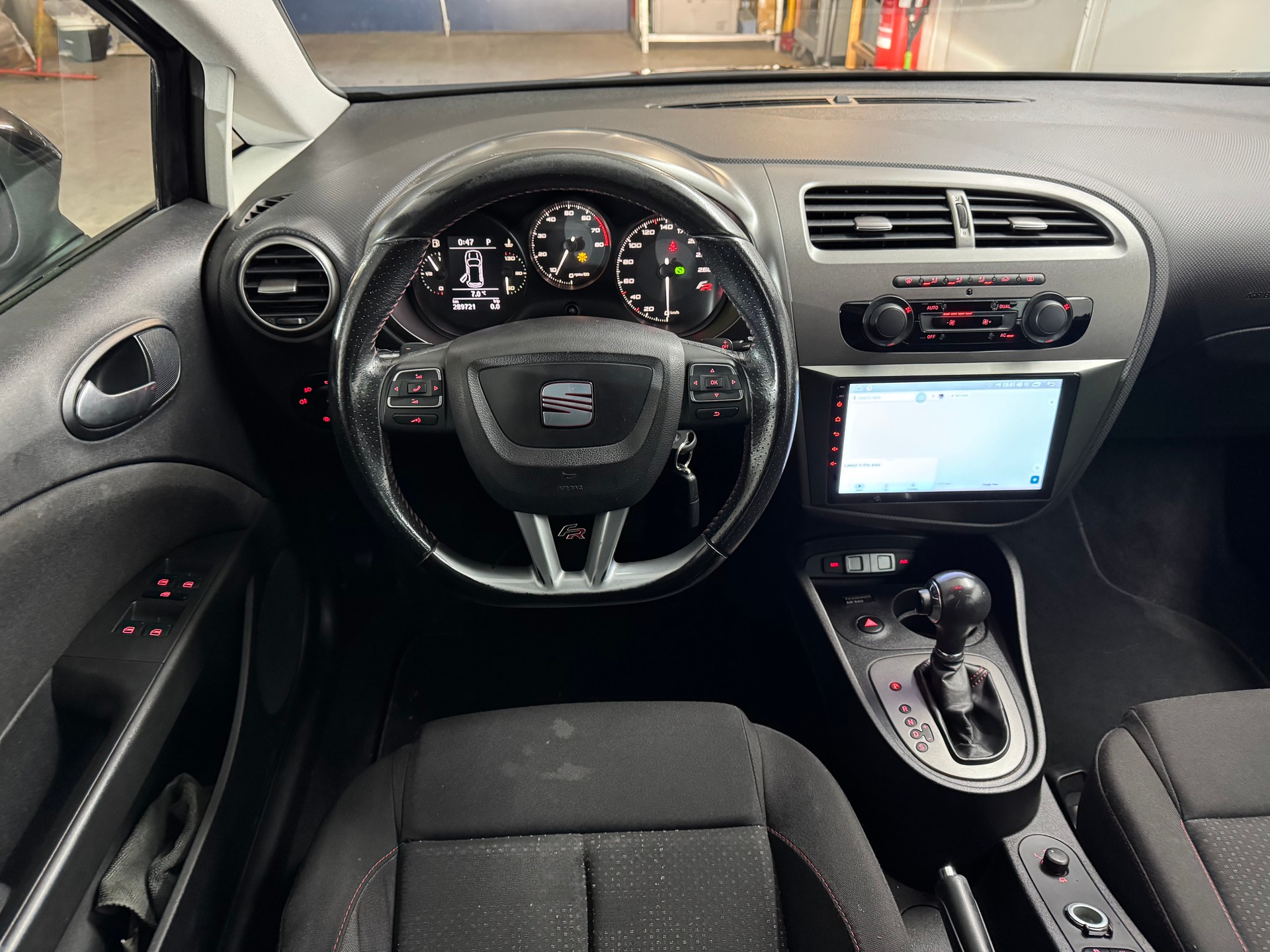 SEAT Leon 2.0 TSI FR DSG-image-6