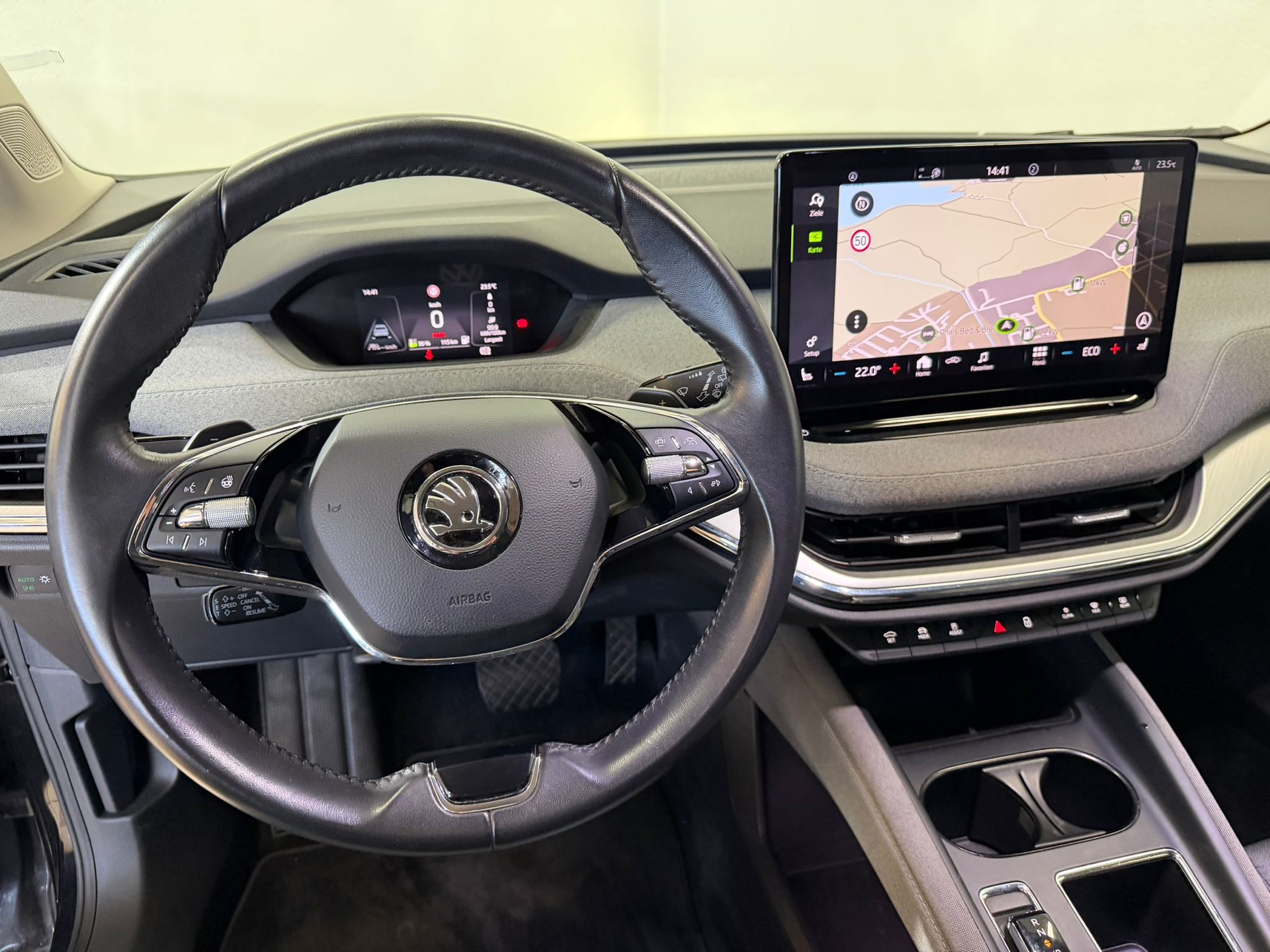 SKODA Enyaq iV 60-image-6