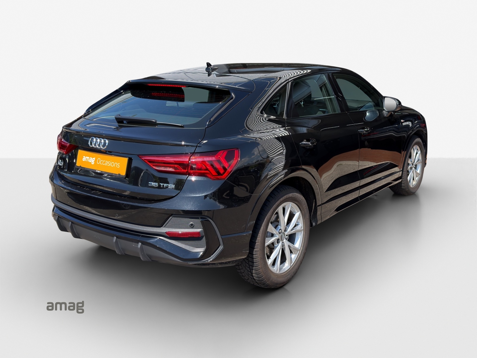 AUDI Q3 Sportback 35 TFSI S line Attraction S-tronic-image-4