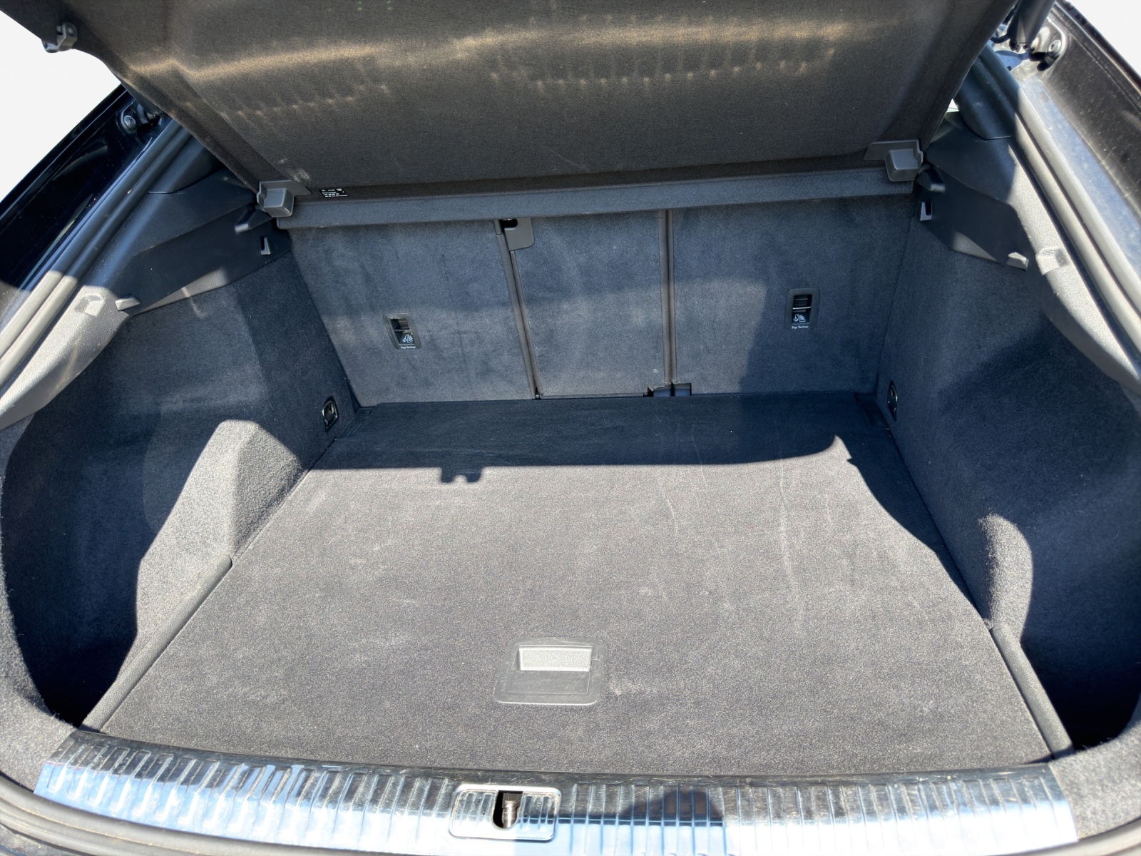 AUDI Q3 Sportback 35 TFSI S line Attraction S-tronic-image-12