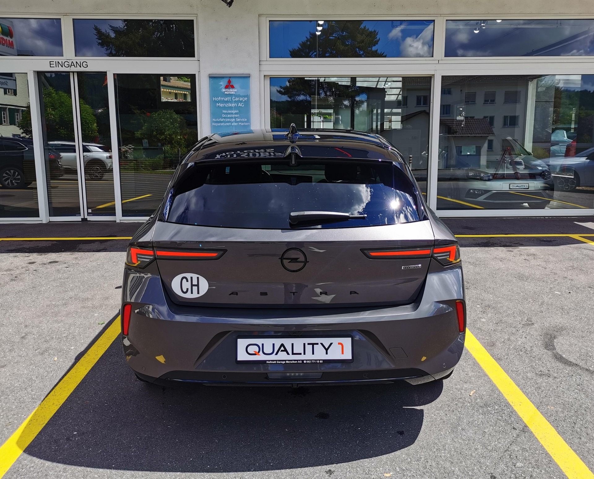 OPEL Astra 1.6 T PHEV 180 Swiss Premium-image-4