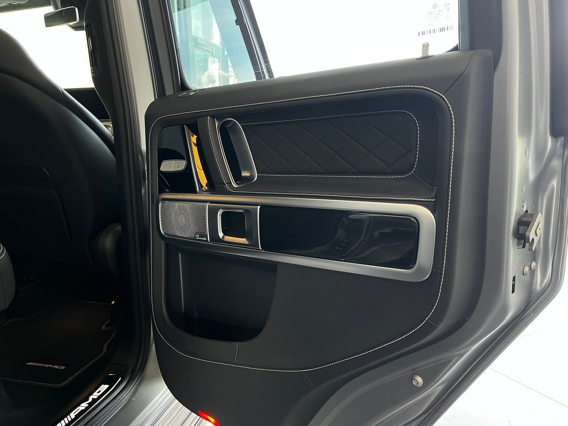MERCEDES-BENZ G 63 AMG Speedshift Plus G-Tronic-image-16