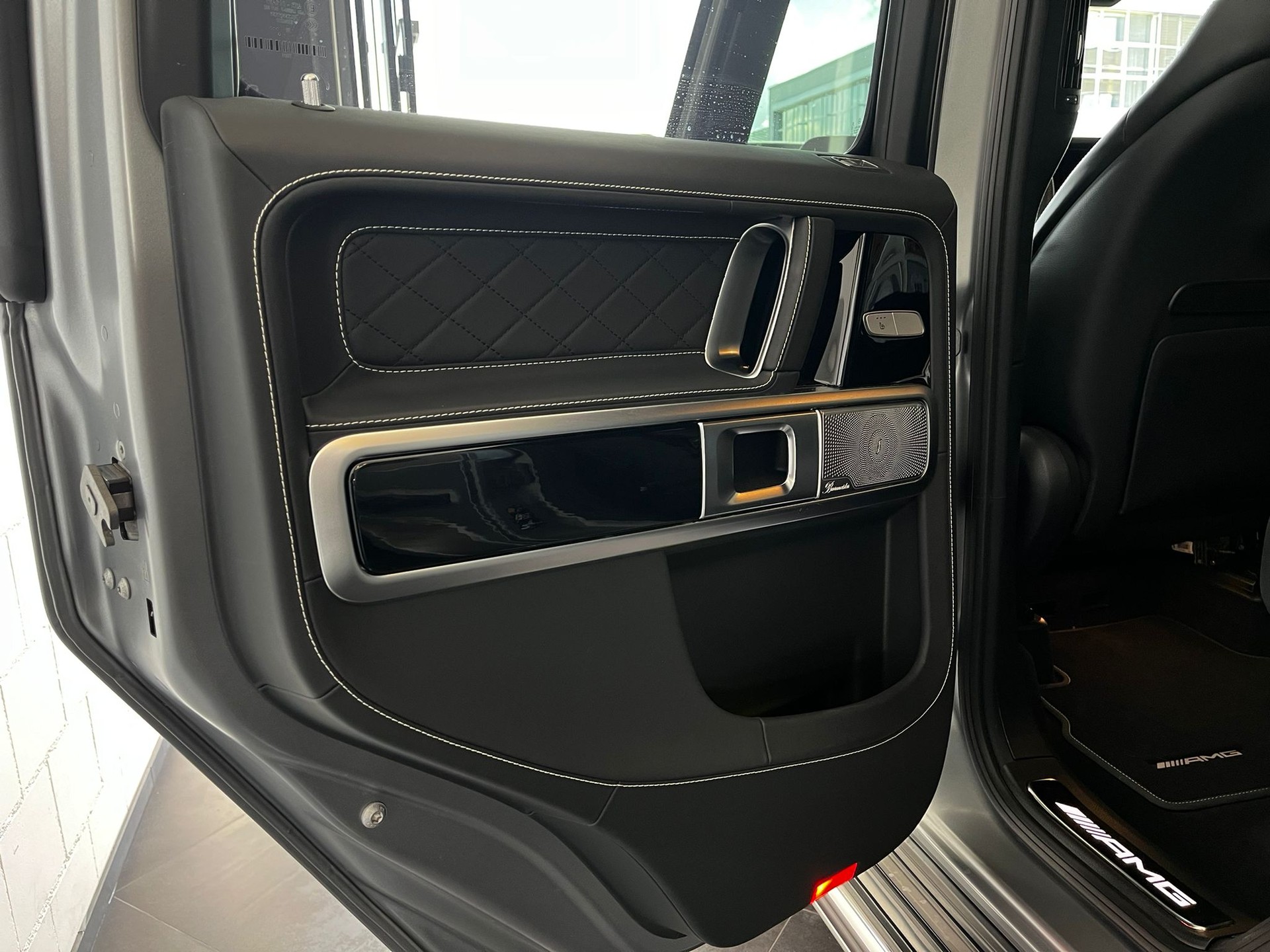 MERCEDES-BENZ G 63 AMG Speedshift Plus G-Tronic-image-14