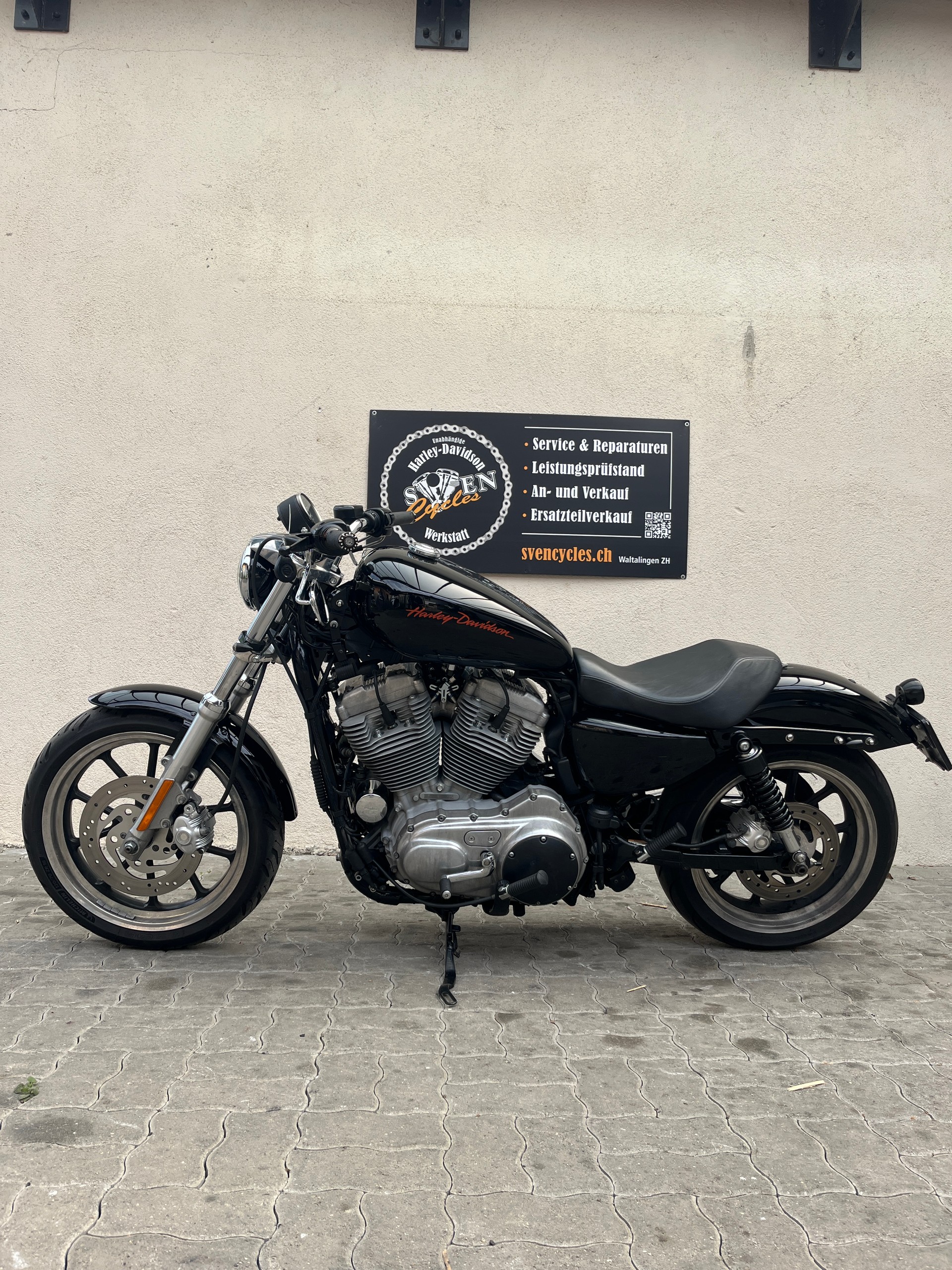 HARLEY-DAVIDSON XL 883 L Sportster Super Low-image-3